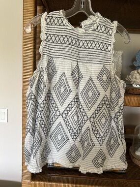 Anthropologie Sleeveless Embroidered Diamond-Print Women’s Top - White/Black